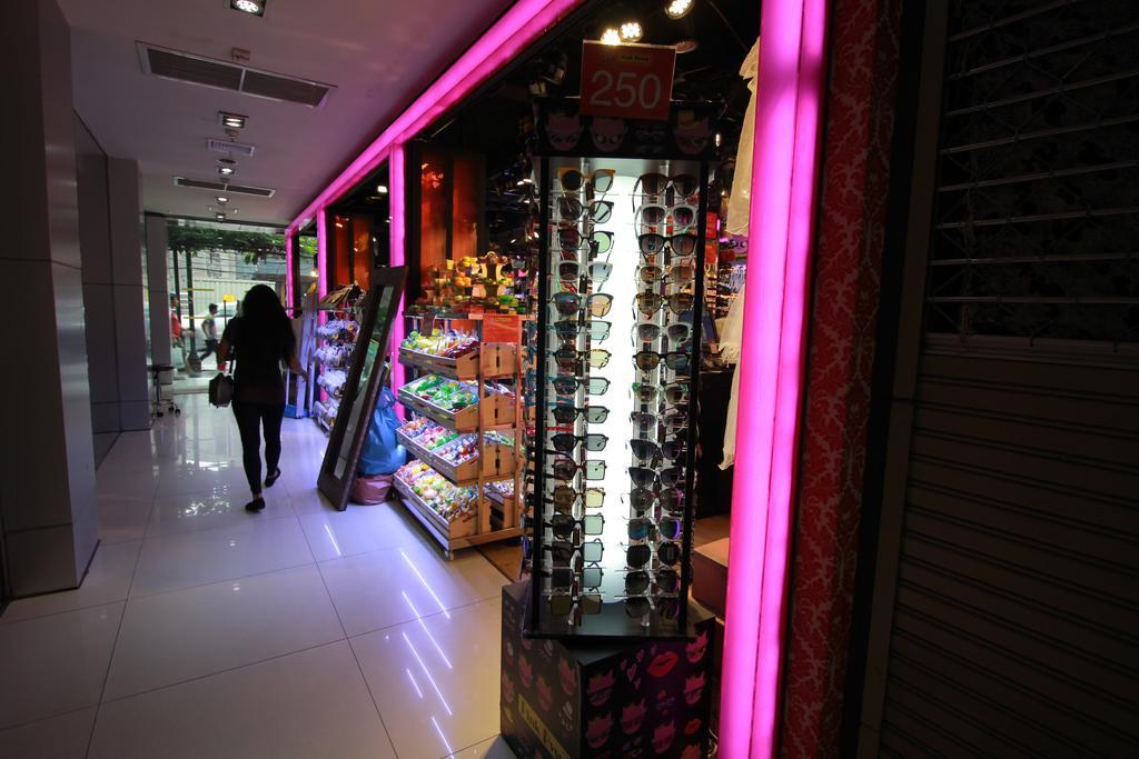 Grand 5 & Plaza Sukhumvit Khách sạn 4*